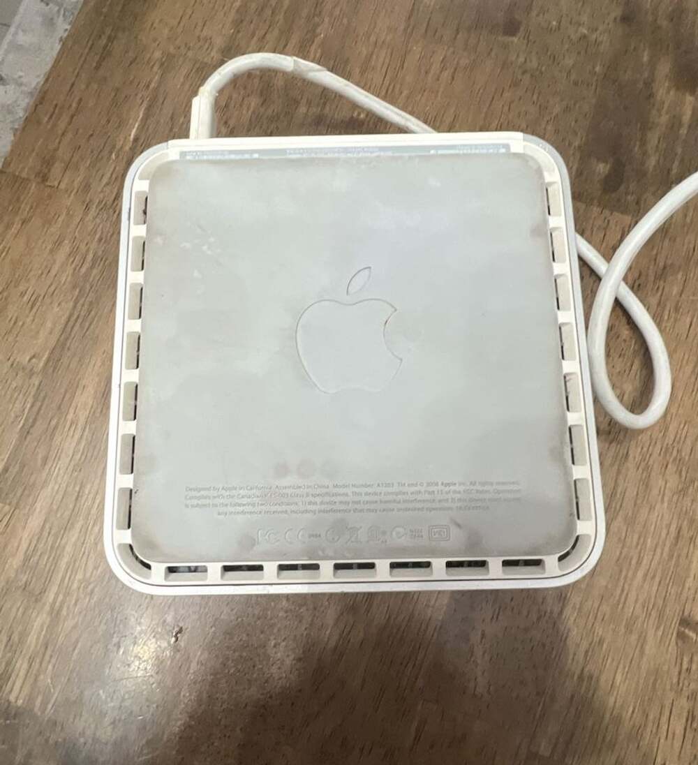 Apple Mac Mini Model A1283 Desktop Computer With Power Adapter - Picture 3 of 5